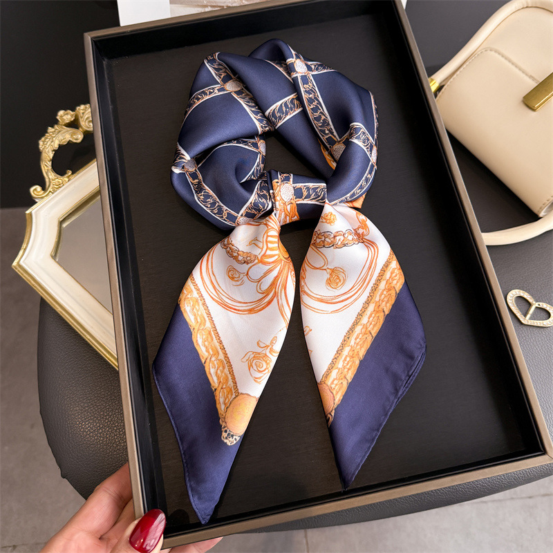 Синий классический шелковый пл – обзор и цена Silk Scarf Square